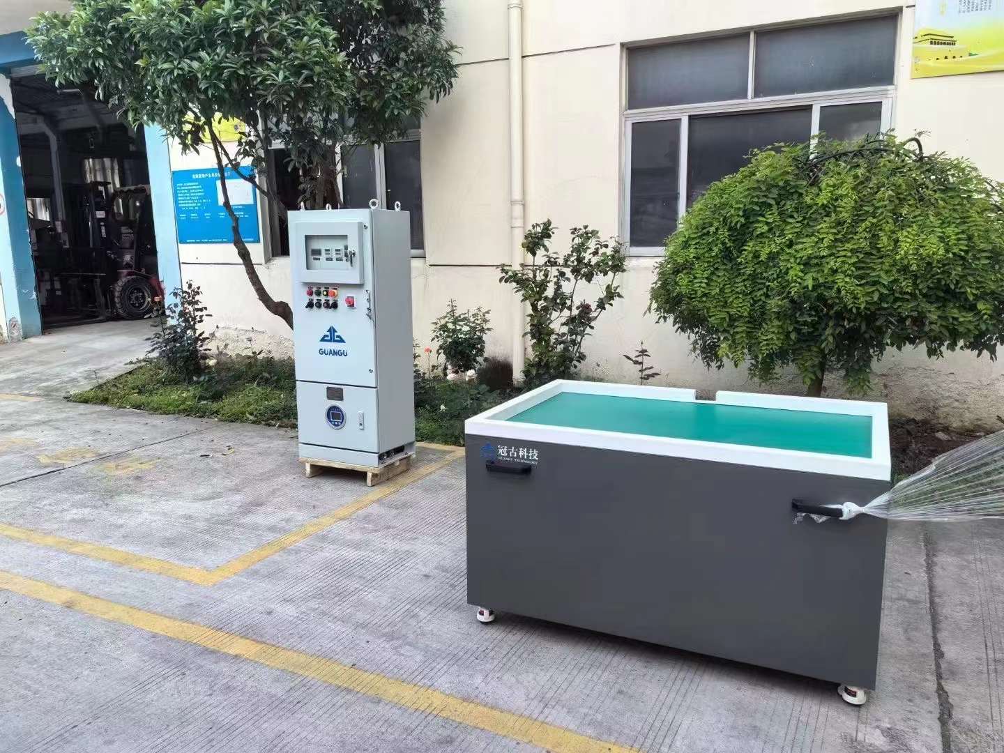 磁力去毛刺機助力國產大飛機金屬零件加工，提升制造業核心競爭力